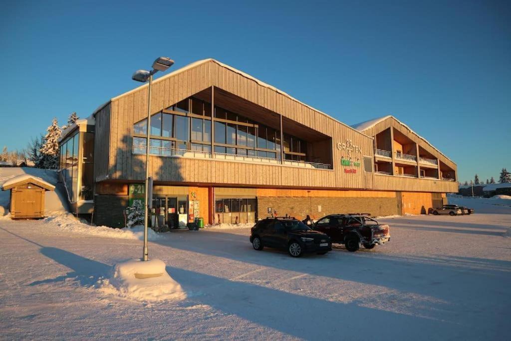 Leilighet Med Panoramautsikt Sjusjoen Innendors Parkering Eksteriør bilde