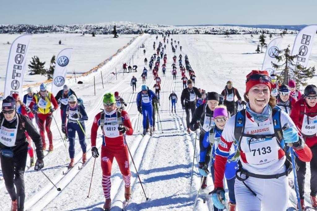 Leilighet Med Panoramautsikt Sjusjoen Innendors Parkering Eksteriør bilde